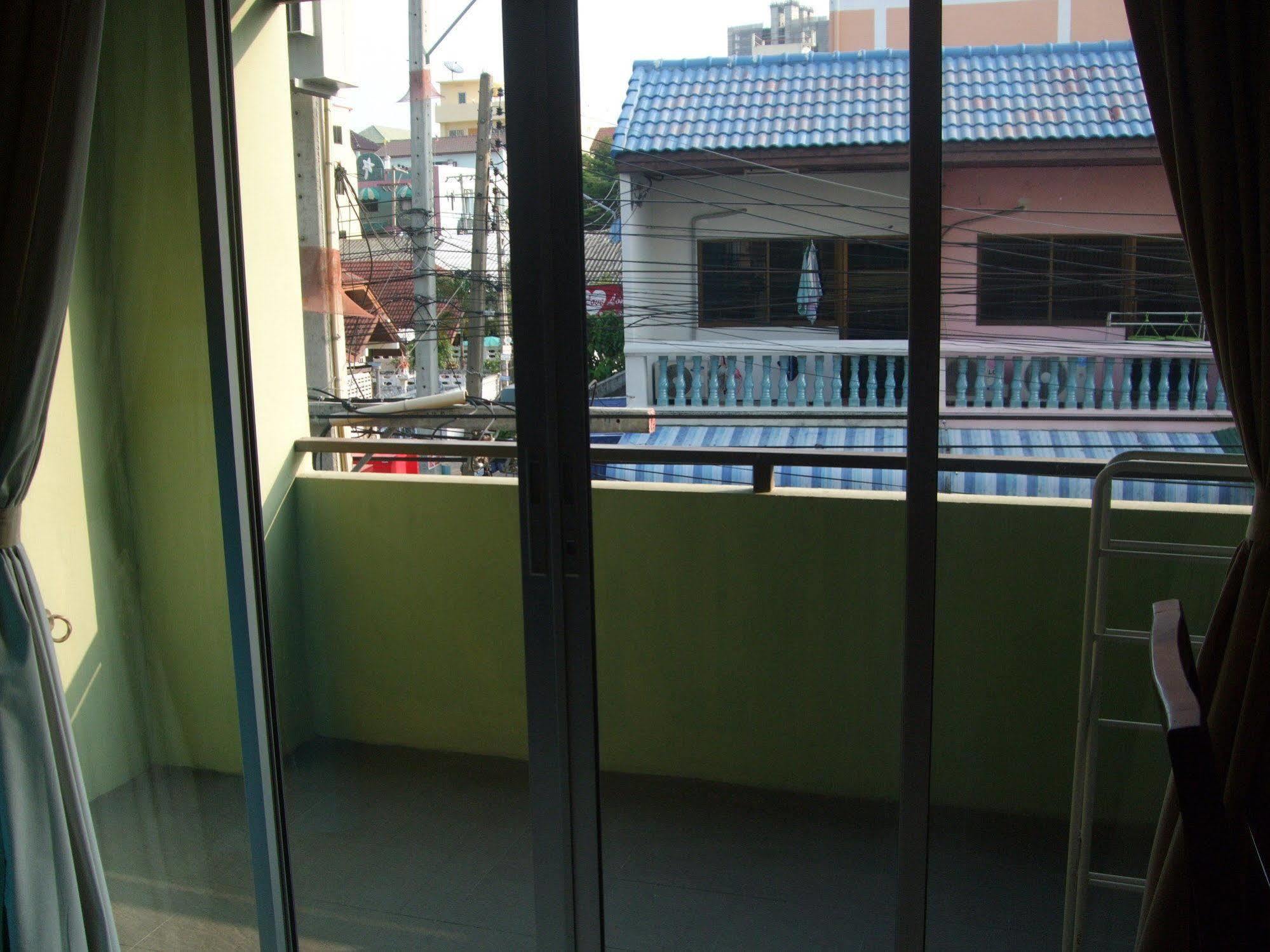 Baan Kittima Hotel Pattaya Buitenkant foto